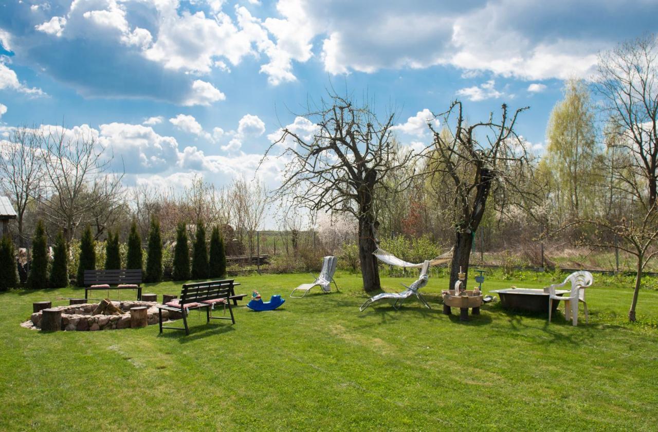 Dom Caloroczny Nad Bugiem Holiday home *